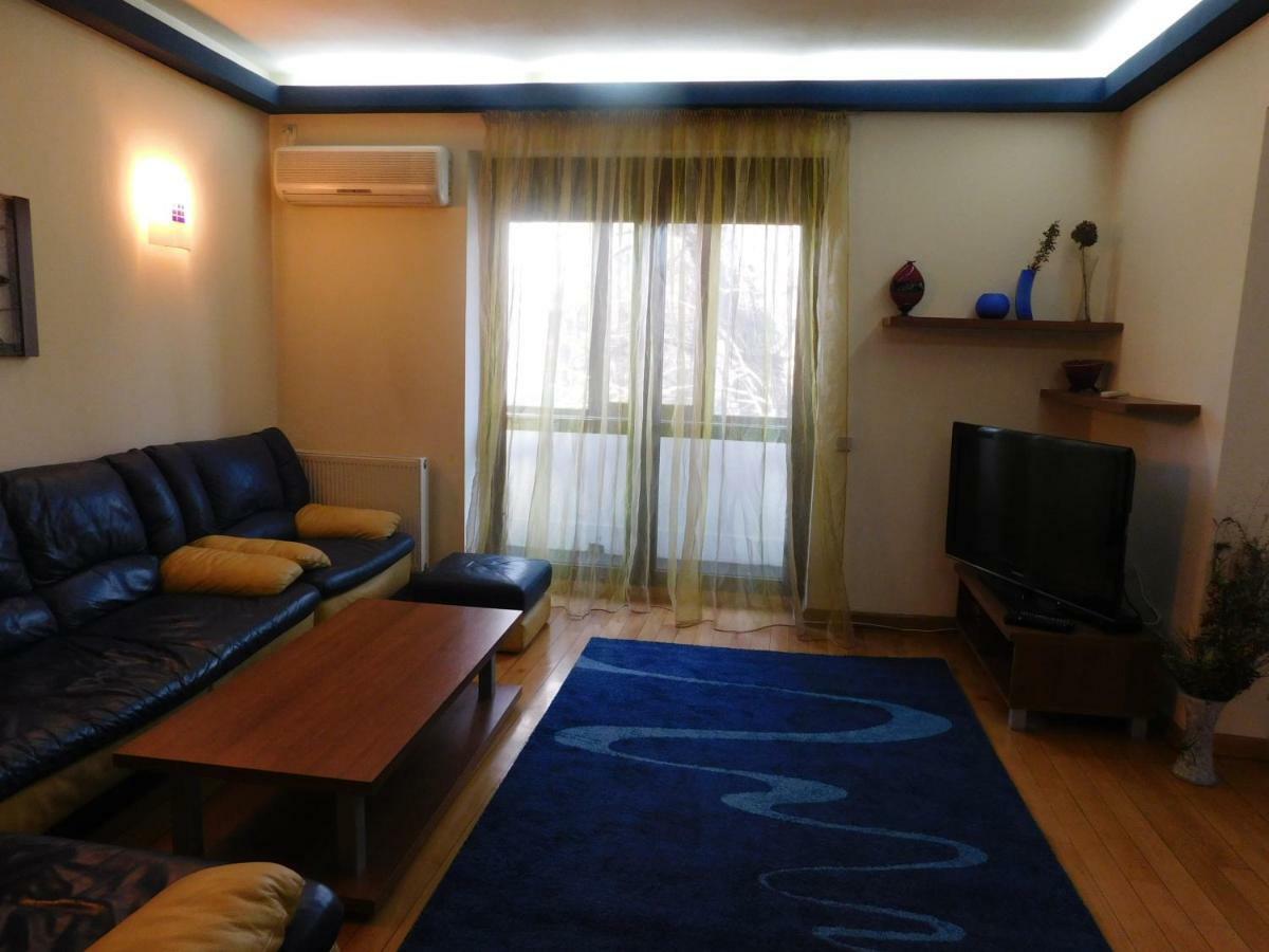 Nicole'S Apartment Bucureşti Ngoại thất bức ảnh