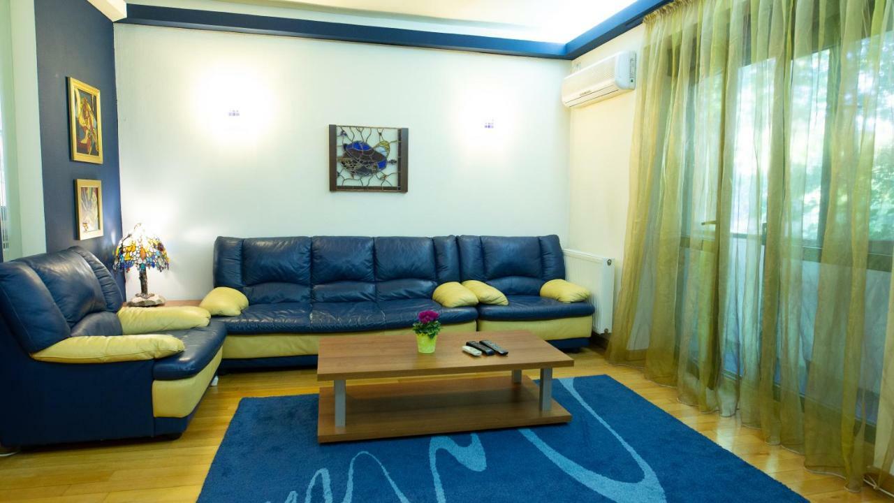 Nicole'S Apartment Bucureşti Ngoại thất bức ảnh