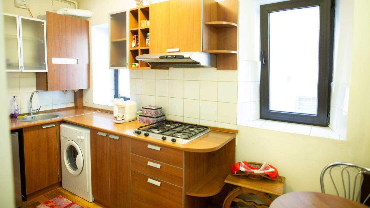Nicole'S Apartment Bucureşti Ngoại thất bức ảnh